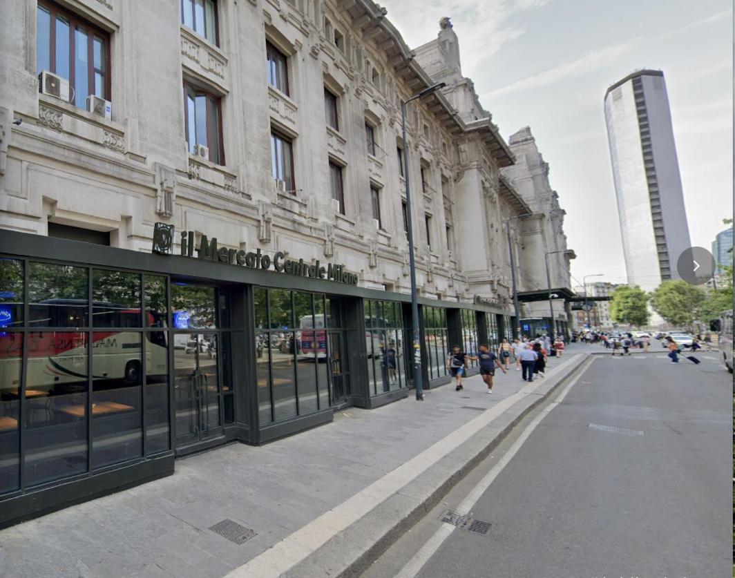 Guesthouse Central Station Group - Via Sammartini 15 Mediolan Zewnętrze zdjęcie
